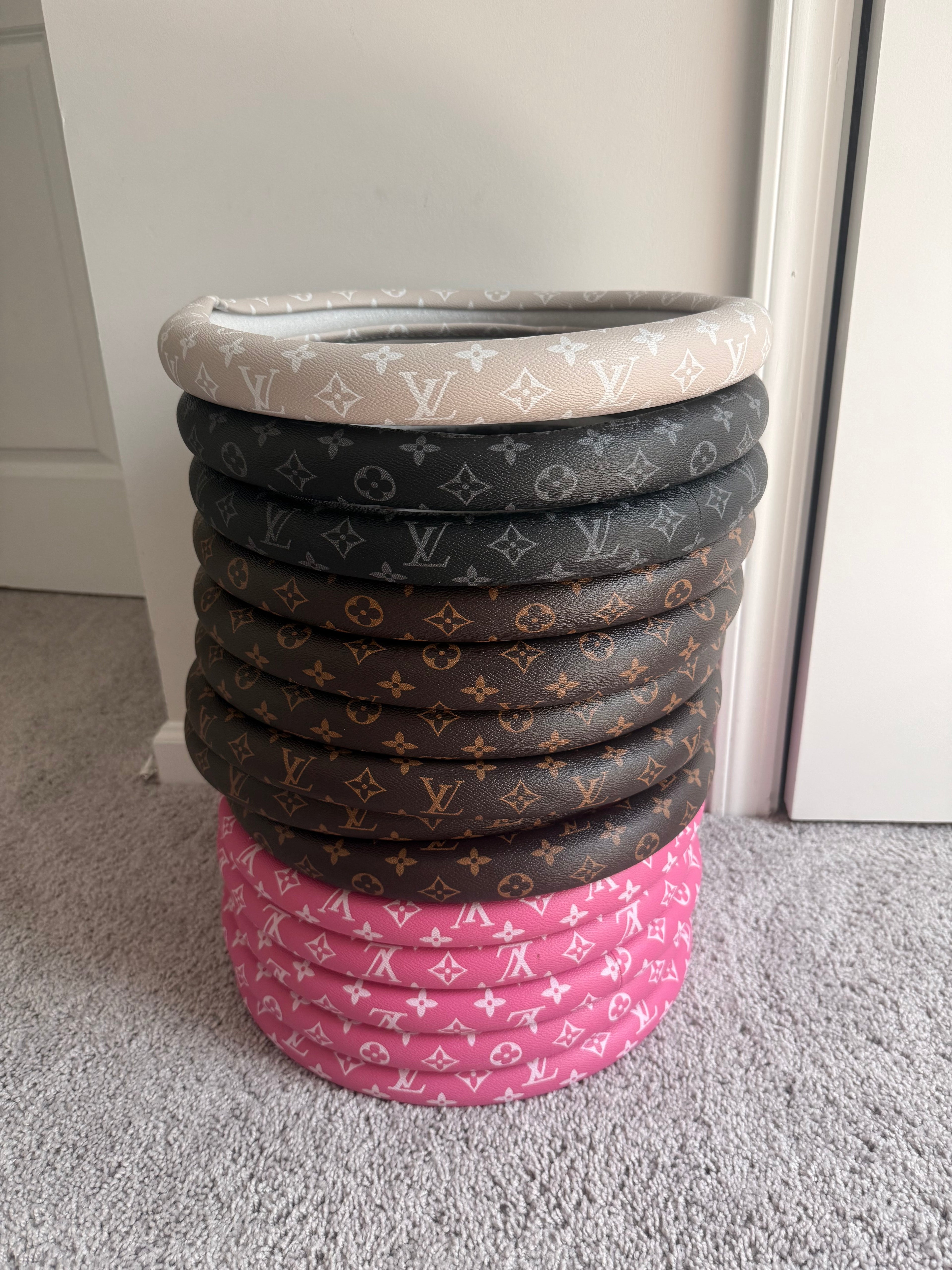 steering wheel covers UNIVERSAL FIT