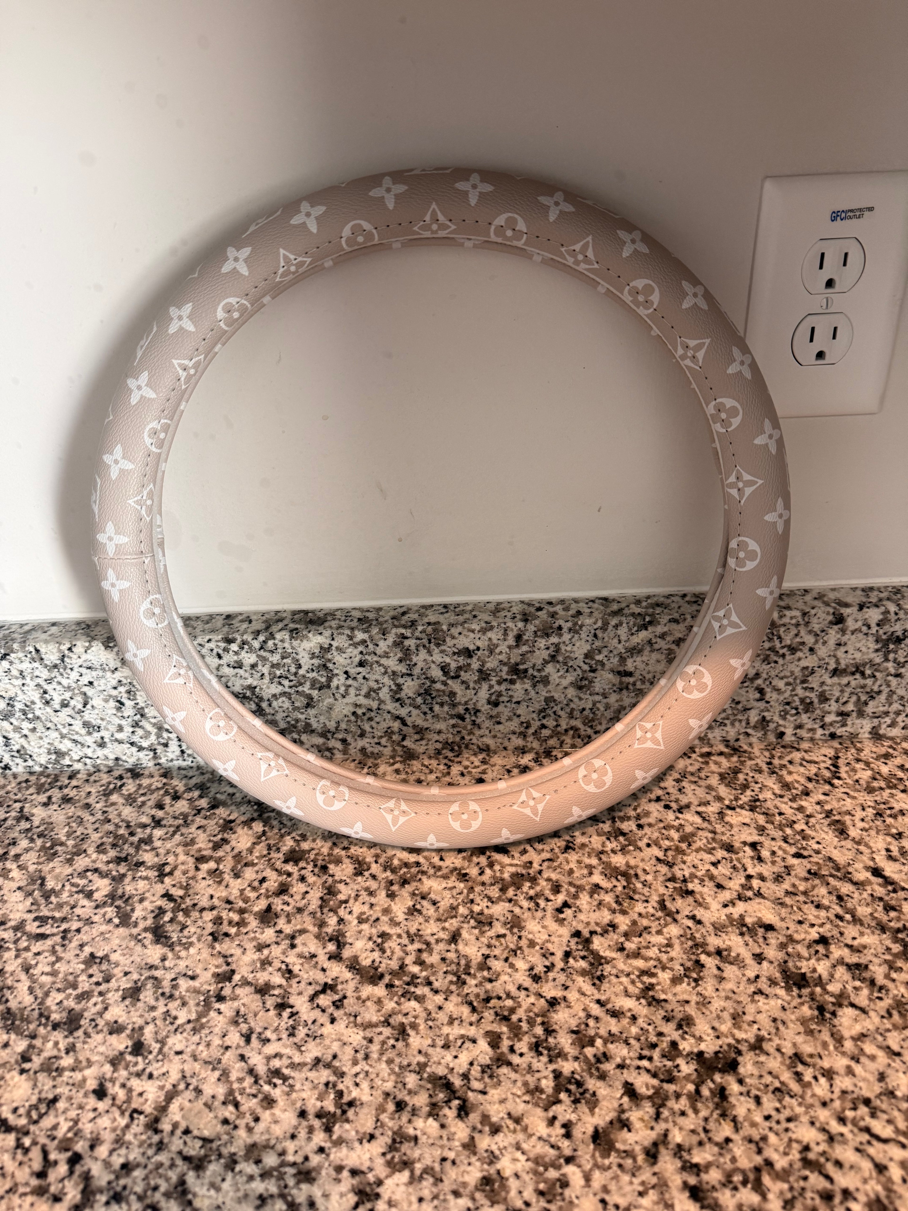 steering wheel covers UNIVERSAL FIT